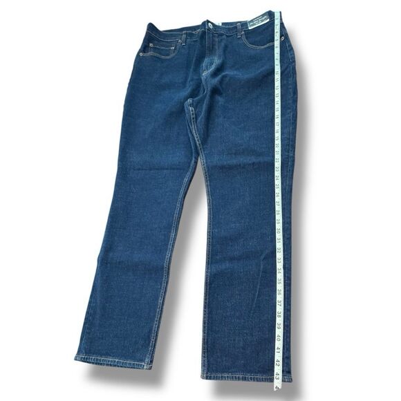 NWT Abercrombie & Fitch Jeans Slim Straight Ultra High Rise Women’s Sz 34 / 18R - Picture 6 of 16